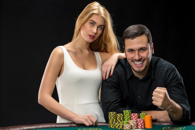 Halaman pasar Piala Dunia di platform briototo menampilkan jadwal pertandingan dan klasemen grup